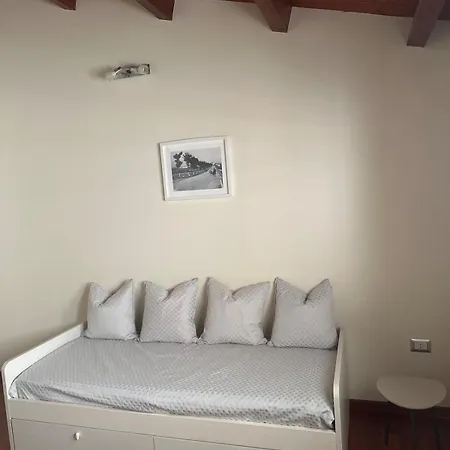 아파트 Il Rifugio Di Via Praga 콰르투 산텔레나